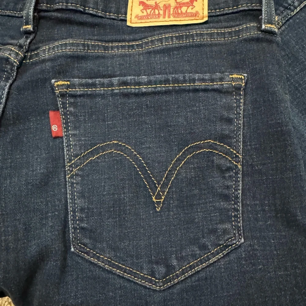 Levi’s Women Straight Leg Jeans - Size 6 - set of three - Picture 4 of 4